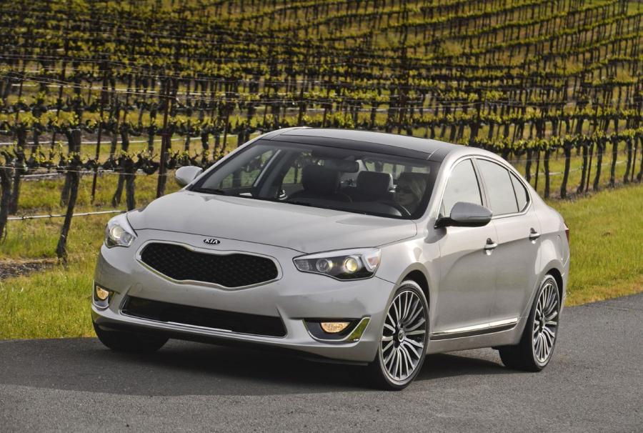  Kia Cadenza 2014 года  (фото 38 из 154)